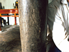 [伝統的な民家の柱はリム (Lim) の木で作られているの画像]