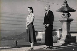 a scene from Tokyo Story